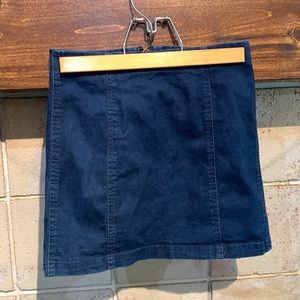 Mini skirt, denim.  Cotton, rayon and spandex.  Size S.